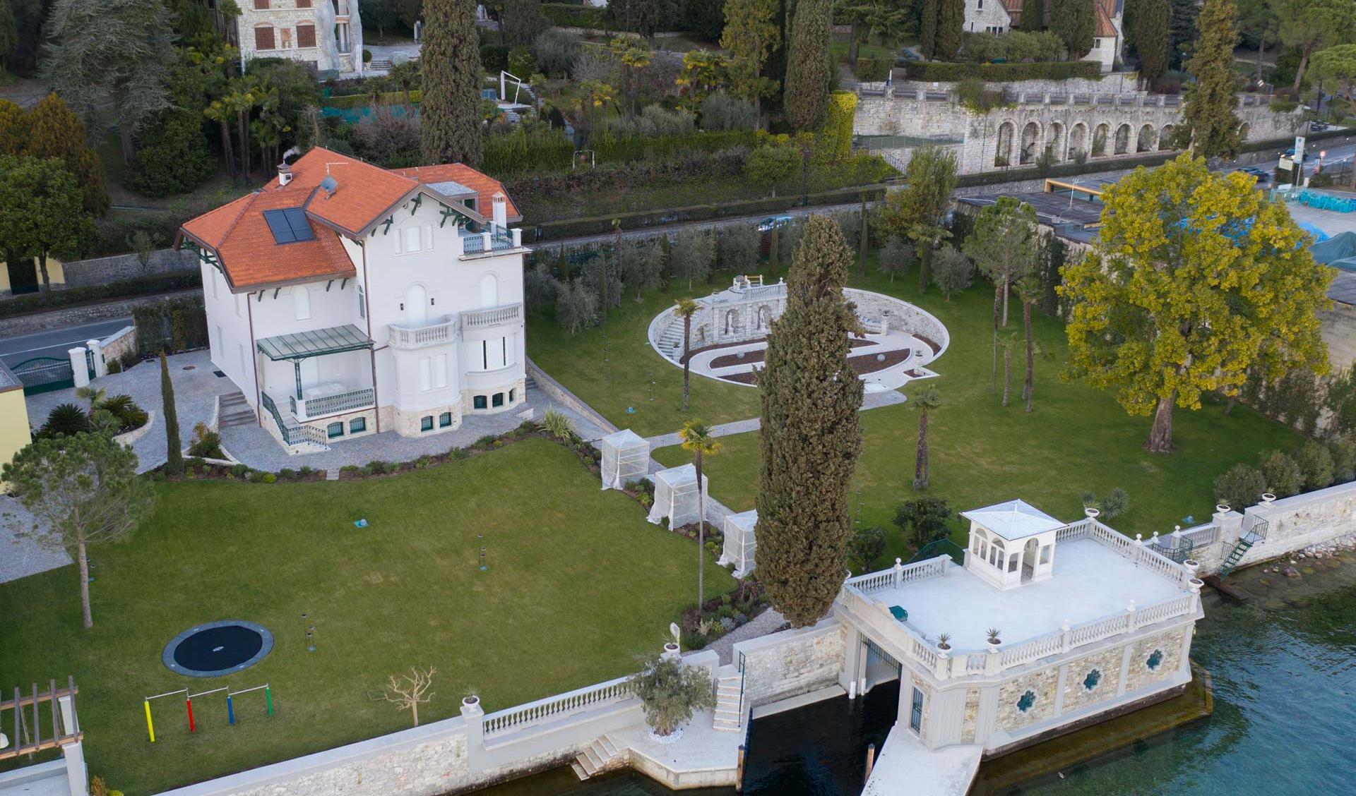 Restoration of historic villa in Gardone Riviera