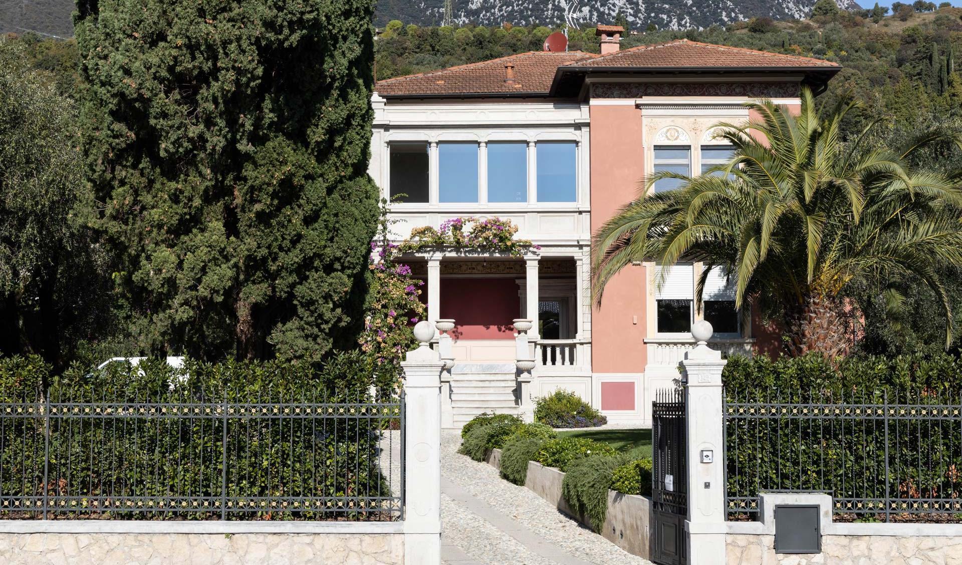 Restoration of villa in Toscolano Maderno