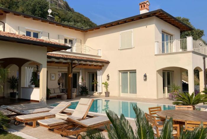 Villa singola in Gardone Riviera